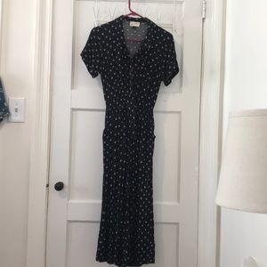 Short sleeve black and white jumpsuit